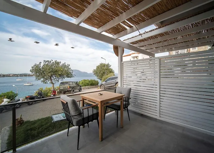 Gueney'in 5 Odasi Hotel apartamentowy Datça