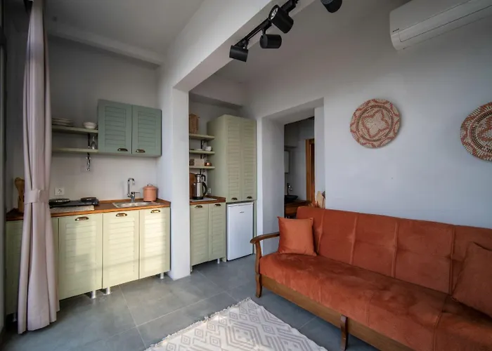 Gueney'in 5 Odasi Datca